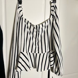 H&M blouse size large